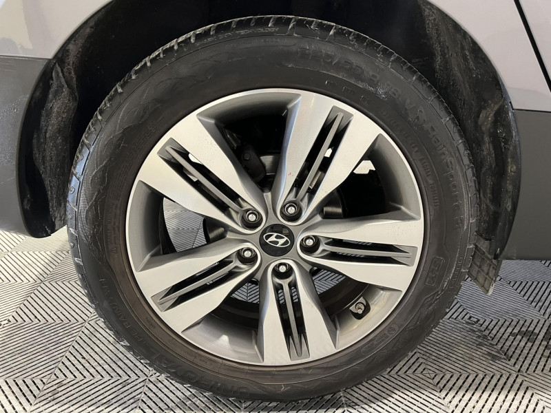 Photo 17 de l'offre de HYUNDAI ix35  1.7 CRDI - 115 Blue Drive Pack Premium à 10490€ chez VL Auto