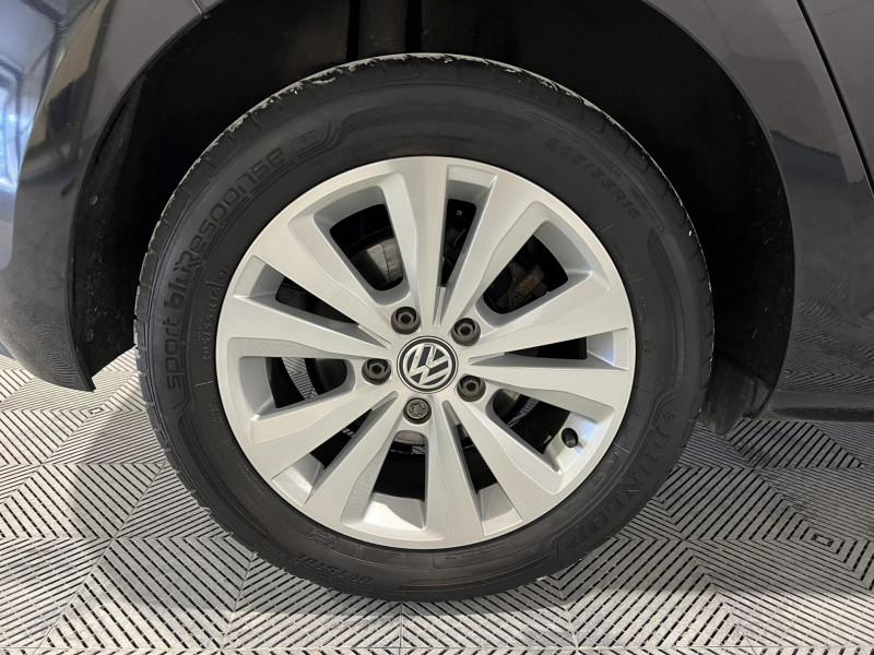 Photo 18 de l'offre de VOLKSWAGEN GOLF 1.6 TDI 115 FAP DSG7 Confortline à 16990€ chez VL Auto