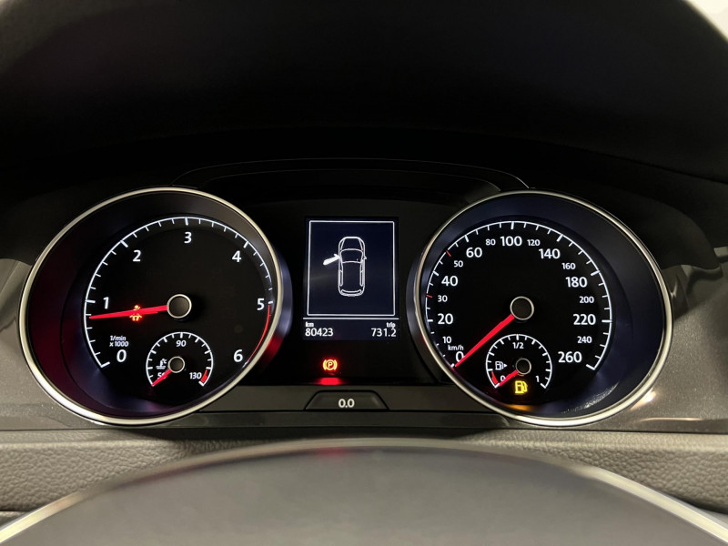 Photo 12 de l'offre de VOLKSWAGEN GOLF 1.6 TDI 115 FAP DSG7 Confortline à 16990€ chez VL Auto