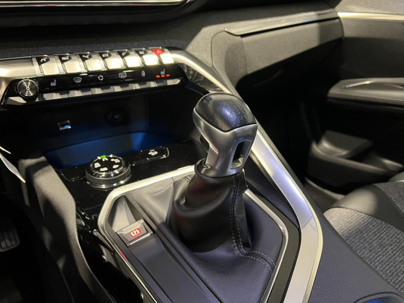 Photo 10 de l'offre de PEUGEOT 3008  BlueHDi 130ch S&S BVM6 Allure à 16990€ chez VL Auto