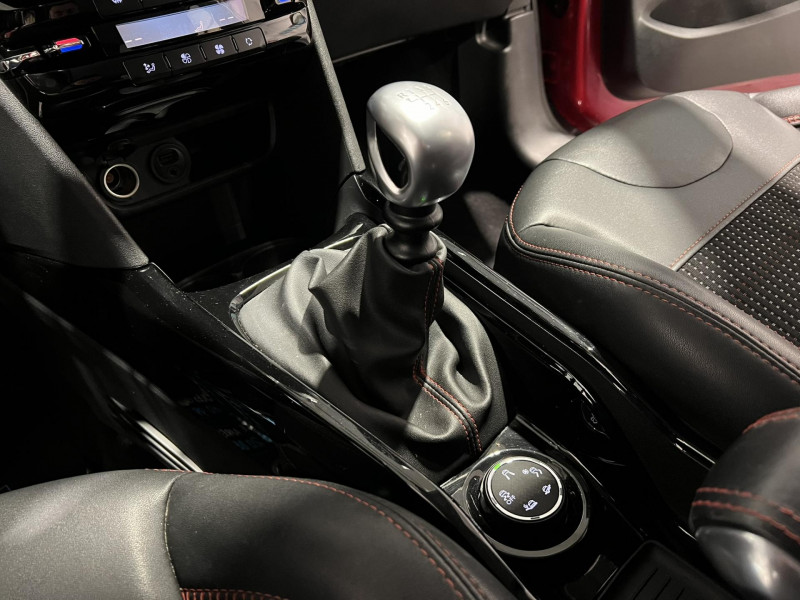 Photo 13 de l'offre de PEUGEOT 2008  1.6 BlueHDi 120ch S&S BVM6 GT Line à 9990€ chez VL Auto