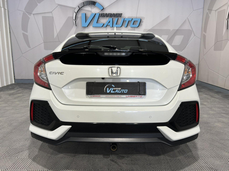 Photo 3 de l'offre de HONDA CIVIC 1.5 i-VTEC - BV CVT 4P Exclusive  à 22990€ chez VL Auto