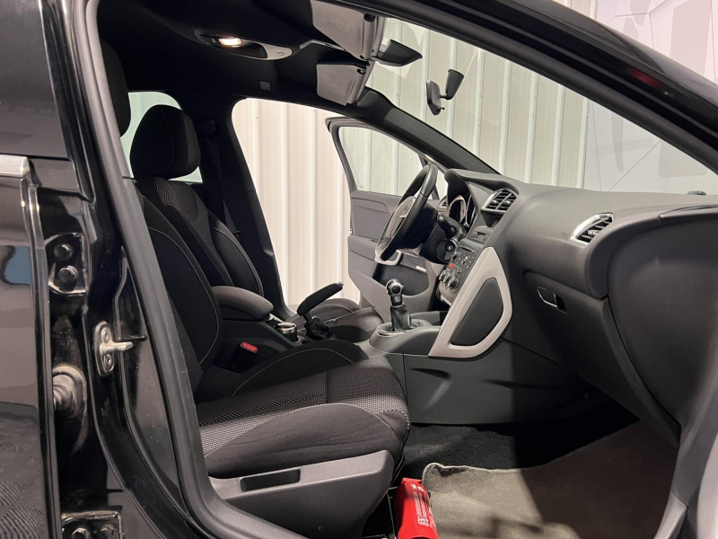 Photo 8 de l'offre de CITROEN DS4  HDi 90 Be Chic à 8490€ chez VL Auto