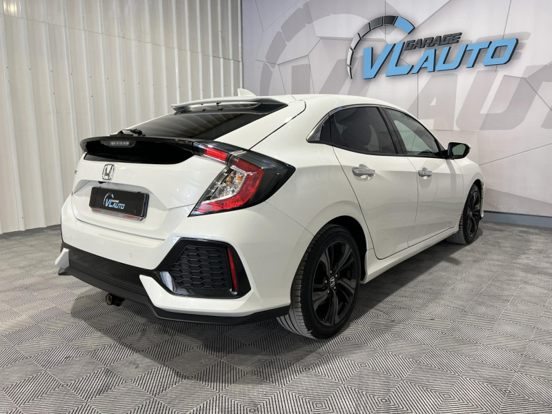 Photo 5 de l'offre de HONDA CIVIC 1.5 i-VTEC - BV CVT 4P Exclusive  à 22990€ chez VL Auto