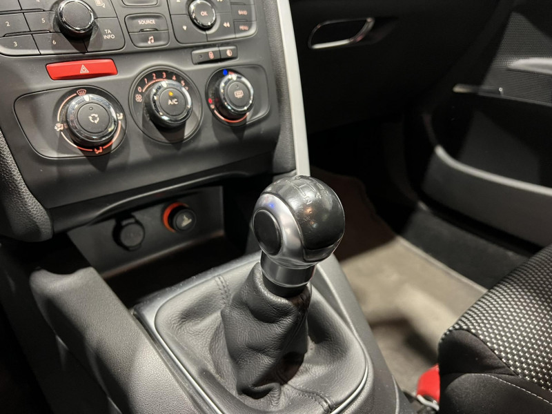 Photo 13 de l'offre de CITROEN DS4  HDi 90 Be Chic à 8490€ chez VL Auto