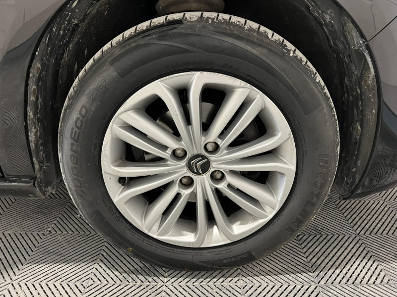 Photo 17 de l'offre de CITROEN DS4  HDi 90 Be Chic à 8490€ chez VL Auto