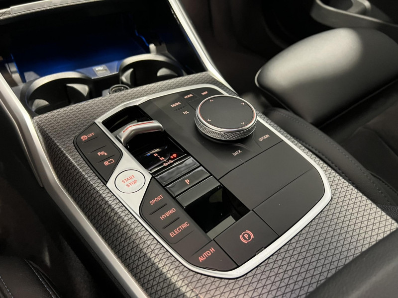 Photo 10 de l'offre de BMW serie 3 touring 330e 292 ch BVA8 G21 LCI M Sport à 34990€ chez VL Auto