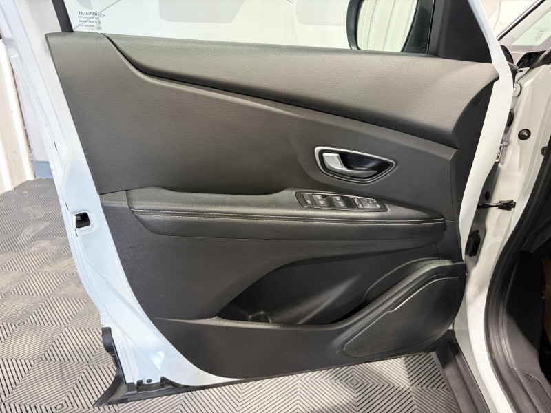Photo 20 de l'offre de RENAULT GRAND SCENIC Blue dCi 120 Business 7 Places à 15490€ chez VL Auto