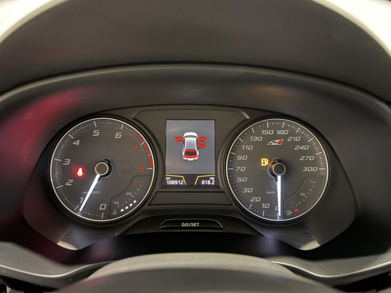 Photo 10 de l'offre de SEAT LEON 2.0 TSI 290 Cupra DSG6 à 19990€ chez VL Auto