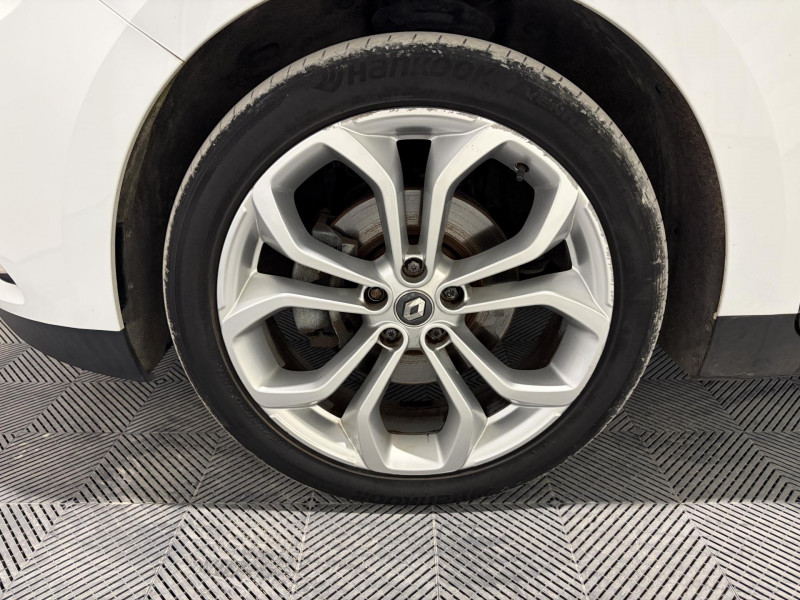 Photo 18 de l'offre de RENAULT GRAND SCENIC Blue dCi 120 Business 7 Places à 15490€ chez VL Auto