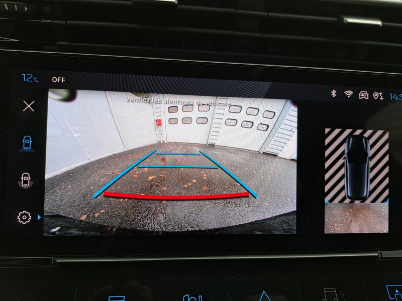 Photo 14 de l'offre de Peugeot 308 (3) 1.5 BLUEHDI 130 AUTO8 ALLURE à 24990€ chez Carlyss automobiles Vitré