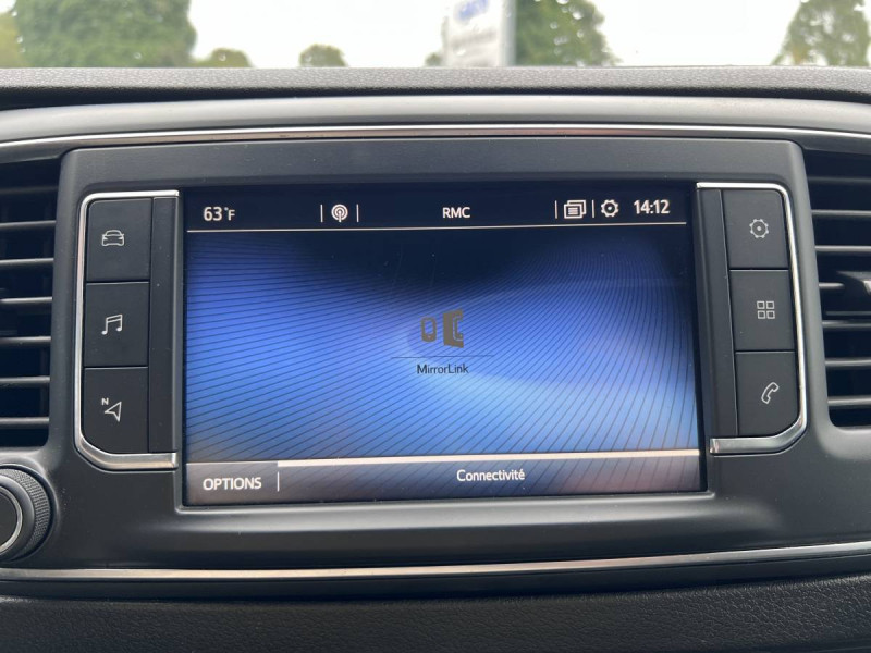 Photo 14 de l'offre de Toyota Proace (2) 15658 euros HT MEDIUM 115 D-4D BUSINESS à 18790€ chez Carlyss automobiles Vitré