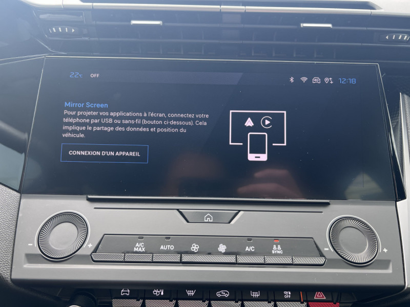 Photo 14 de l'offre de Peugeot 308 (3) BlueHDI 130 ACTIVE PACK à 15990€ chez Carlyss automobiles Vitré