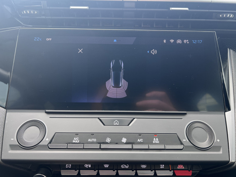 Photo 10 de l'offre de Peugeot 308 (3) BlueHDI 130 ACTIVE PACK à 15990€ chez Carlyss automobiles Vitré