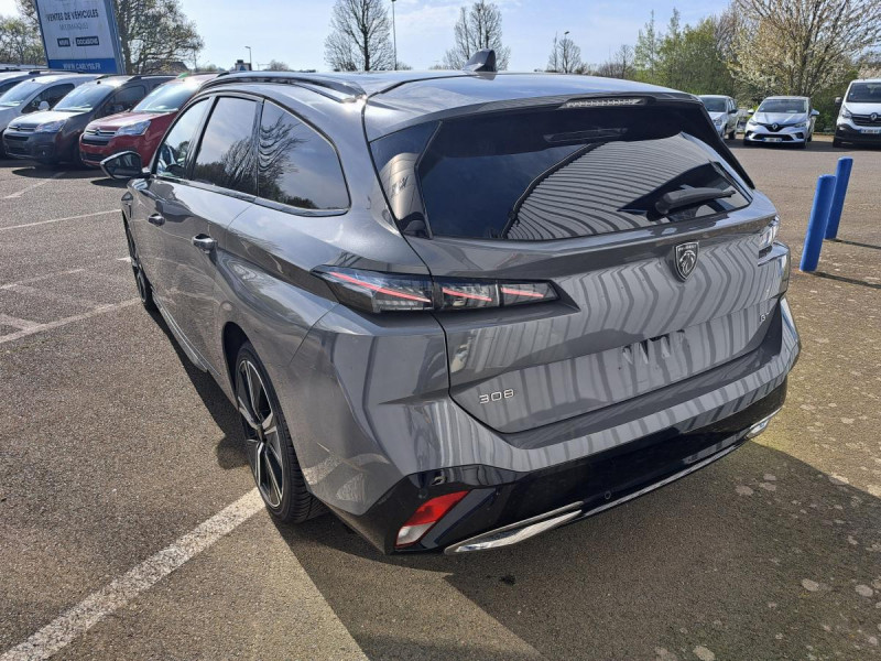 Photo 3 de l'offre de Peugeot 308 SW (3) BlueHDi 130 EAT 8 GT à 24490€ chez Carlyss automobiles Vitré