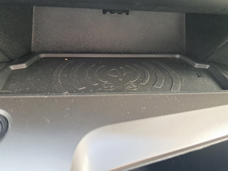 Photo 20 de l'offre de Peugeot 308 SW (3) BlueHDi 130 EAT 8 GT à 24490€ chez Carlyss automobiles Vitré