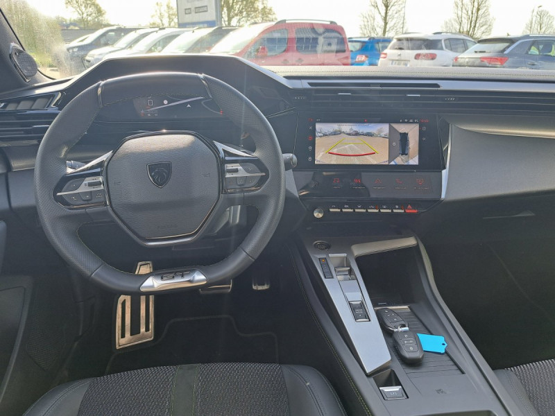 Photo 6 de l'offre de Peugeot 308 SW (3) BlueHDi 130 EAT 8 GT à 24490€ chez Carlyss automobiles Vitré