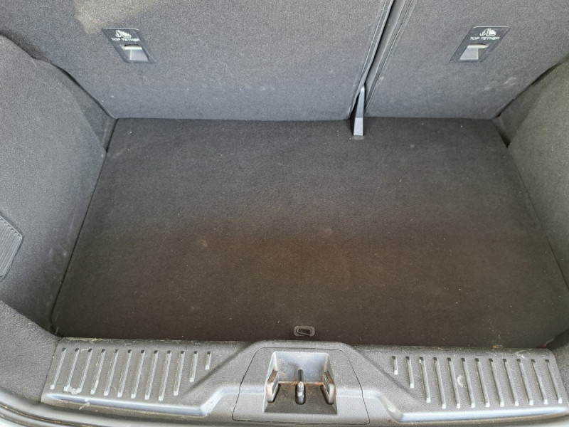 Photo 21 de l'offre de Ford Fiesta (7) 1.0 EcoBoost 95ch CONNECT BUSINESS à 9490€ chez Carlyss automobiles Vitré