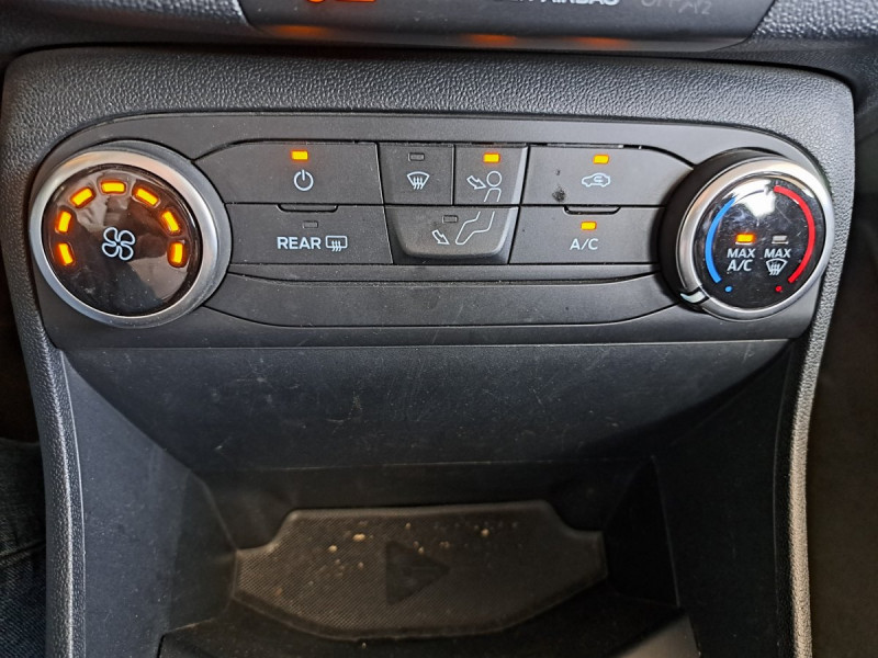 Photo 13 de l'offre de Ford Fiesta (7) 1.0 EcoBoost 95ch CONNECT BUSINESS à 9490€ chez Carlyss automobiles Vitré