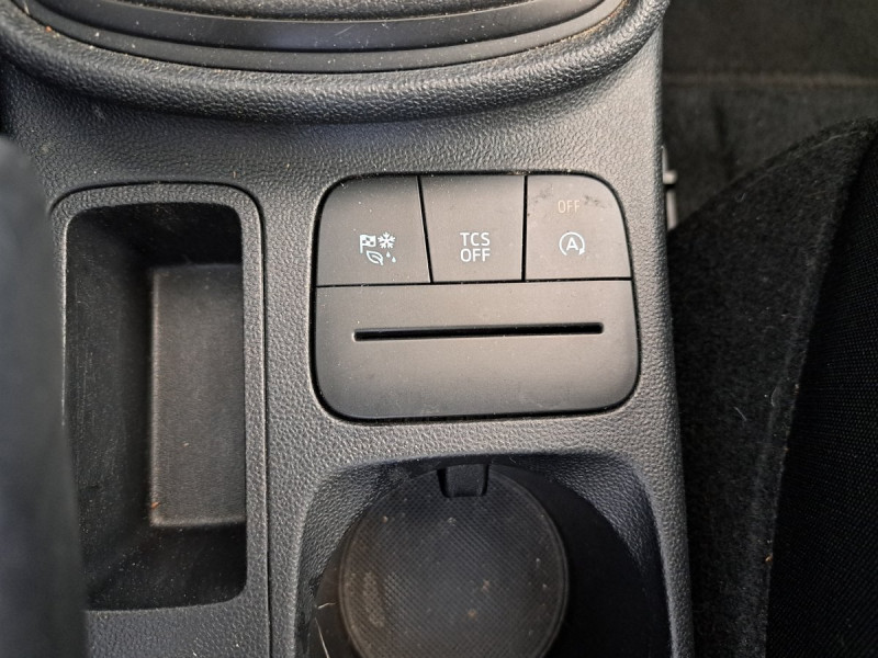 Photo 15 de l'offre de Ford Fiesta (7) 1.0 EcoBoost 95ch CONNECT BUSINESS à 9490€ chez Carlyss automobiles Vitré