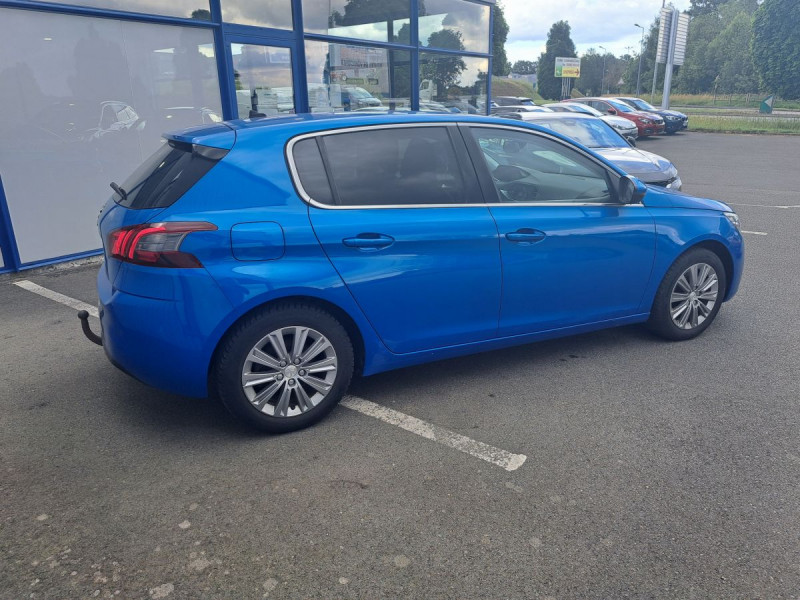 Photo 4 de l'offre de PEUGEOT 308 (2) BlueHDi 130 S&S ALLURE à 10990€ chez Carlyss automobiles Vitré