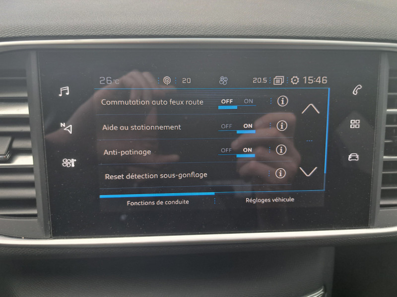 Photo 15 de l'offre de PEUGEOT 308 (2) BlueHDi 130 S&S ALLURE à 10990€ chez Carlyss automobiles Vitré