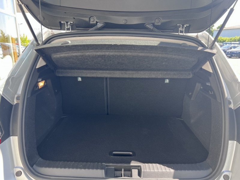 Photo 17 de l'offre de Renault Captur (2) Business Blue dCi 115 à 12990€ chez Carlyss automobiles Vitré