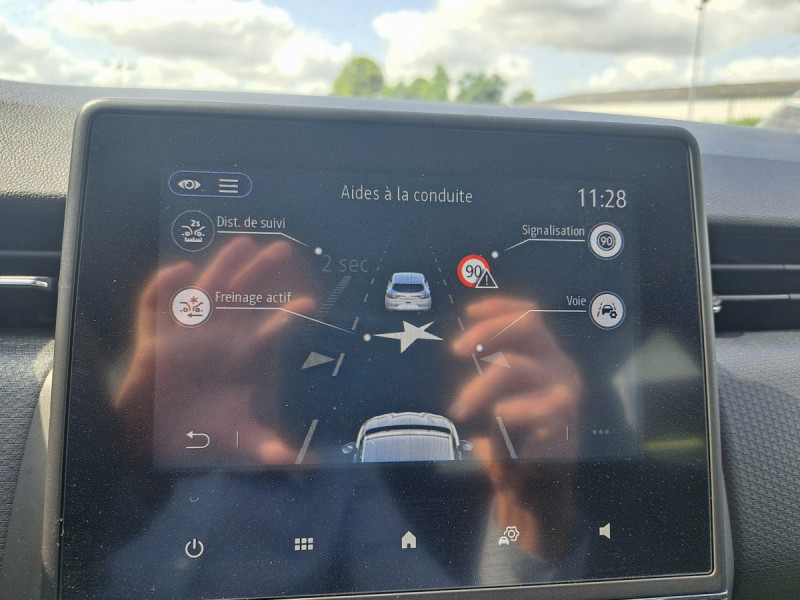 Photo 11 de l'offre de RENAULT Clio (5) Business TCe 90 -21 à 12990€ chez Carlyss automobiles Vitré