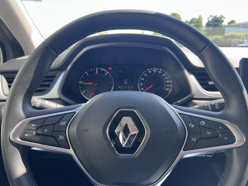 Photo 5 de l'offre de Renault Captur (2) Business Blue dCi 115 à 12990€ chez Carlyss automobiles Vitré