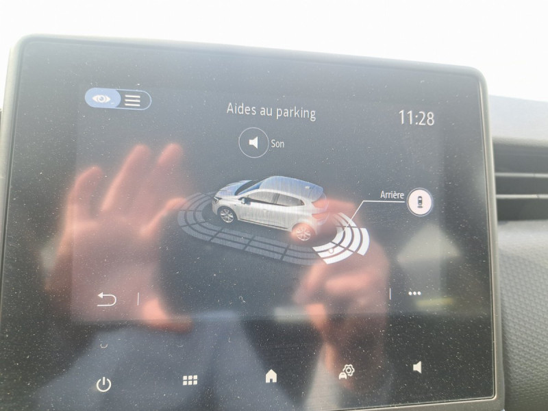 Photo 12 de l'offre de RENAULT Clio (5) Business TCe 90 -21 à 12990€ chez Carlyss automobiles Vitré