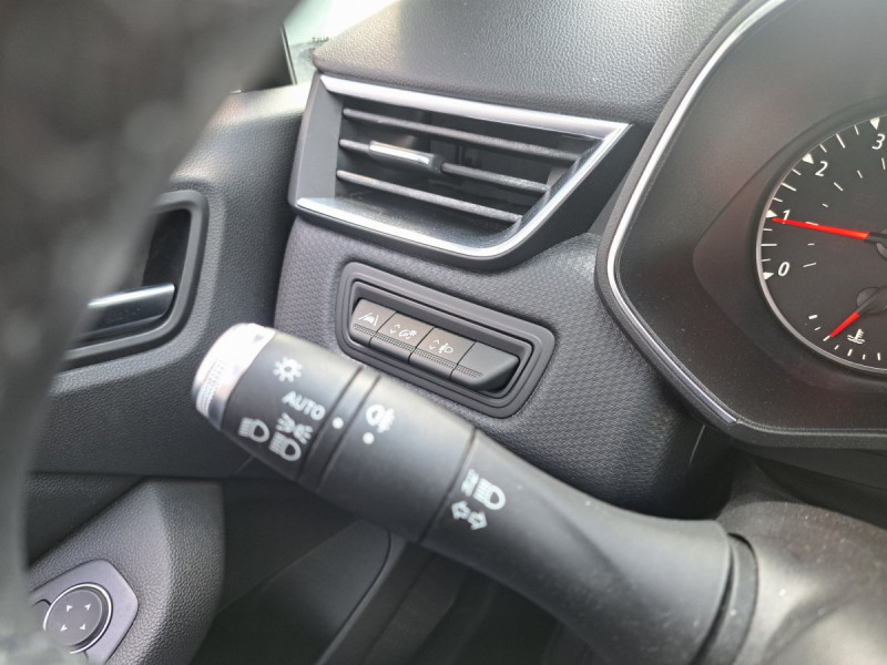 Photo 16 de l'offre de RENAULT Clio (5) Business TCe 90 -21 à 12990€ chez Carlyss automobiles Vitré