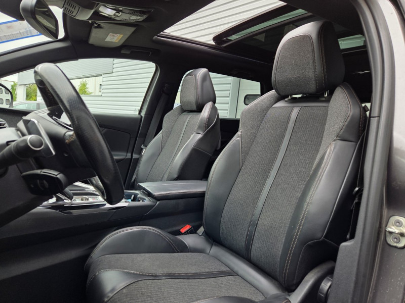 Photo 6 de l'offre de PEUGEOT 5008 (2) 1.6 BLUEHDI 120 S&S EAT6 GT LINE à 16990€ chez Carlyss automobiles Vitré