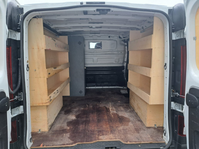 Photo 6 de l'offre de Renault Trafic (3) 14575 euros HT FG GCF L1H1 1000 dCi 120 E6 à 17490€ chez Carlyss automobiles Vitré