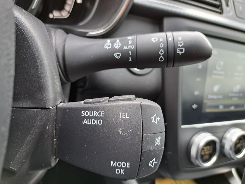 Photo 21 de l'offre de RENAULT Kadjar Intens Blue dCi 115 à 15990€ chez Carlyss automobiles Vitré