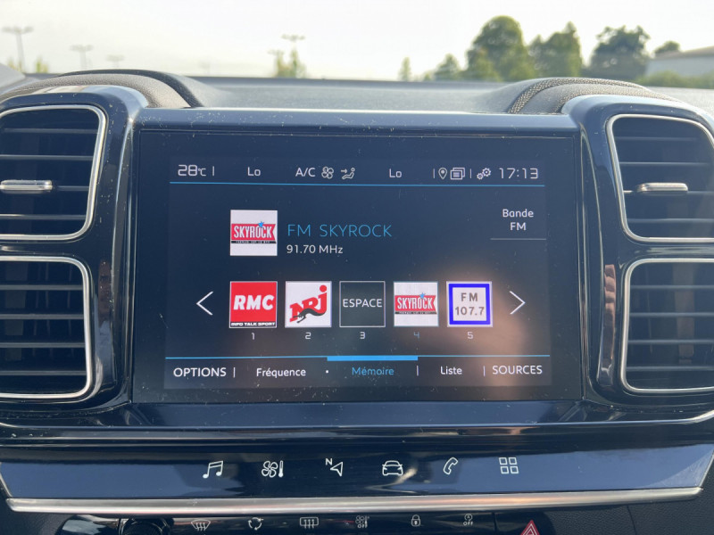 Photo 10 de l'offre de CITROEN C5 Aircross BlueHDi 130 S&S EAT8 Business + à 15790€ chez Carlyss automobiles Vitré