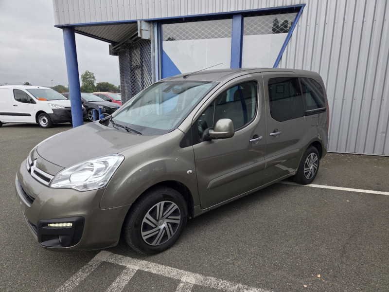 Photo 2 de l'offre de Citroën Berlingo Multispace (2) BlueHDi 100 S&S ETG6 Feel à 13990€ chez Carlyss automobiles Vitré