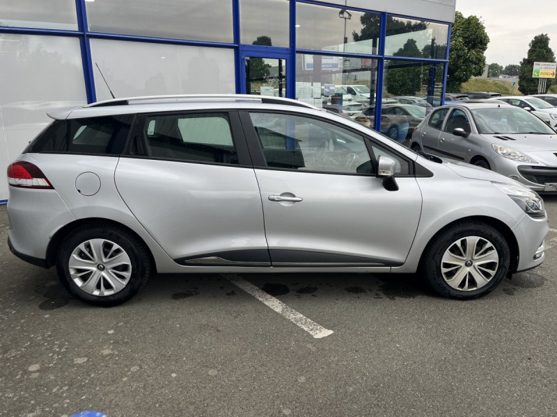 Photo 5 de l'offre de Renault Clio Estate (4) Business dCi 90 à 11990€ chez Carlyss automobiles Vitré