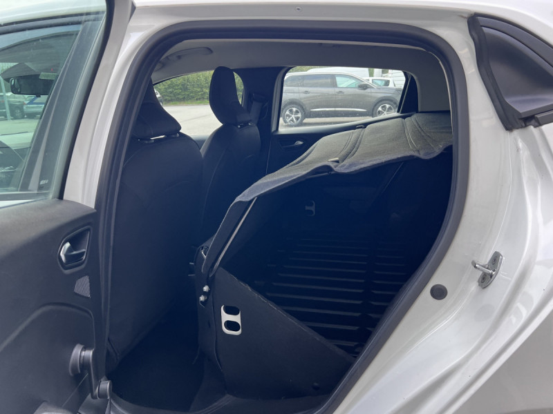 Photo 12 de l'offre de Renault Clio Société (5) 8158 euros HT Air Blue dCi 85 à 9790€ chez Carlyss automobiles Vitré