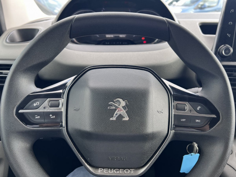 Photo 8 de l'offre de PEUGEOT Rifter BlueHDi 130 S&S Allure à 16990€ chez Carlyss automobiles Vitré