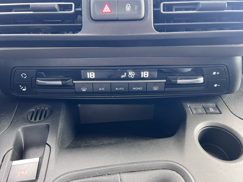 Photo 9 de l'offre de PEUGEOT Rifter BlueHDi 130 S&S Allure à 16990€ chez Carlyss automobiles Vitré