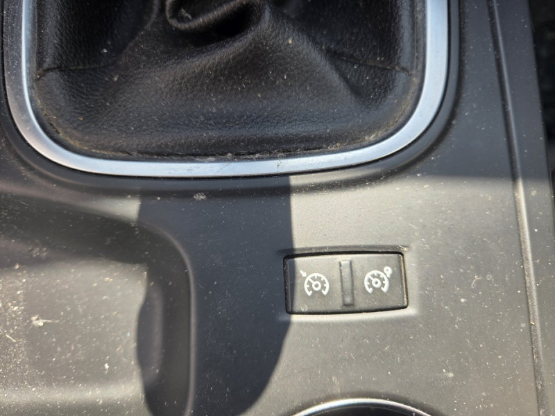 Photo 14 de l'offre de Renault Mégane Société (4) Air Nav 2P Energy dCi 90 à 7490€ chez Carlyss automobiles Vitré