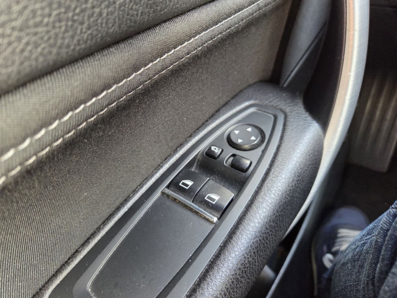 Photo 20 de l'offre de BMW Série 1 (2) 116d Auto SPORT à 17990€ chez Carlyss automobiles Vitré