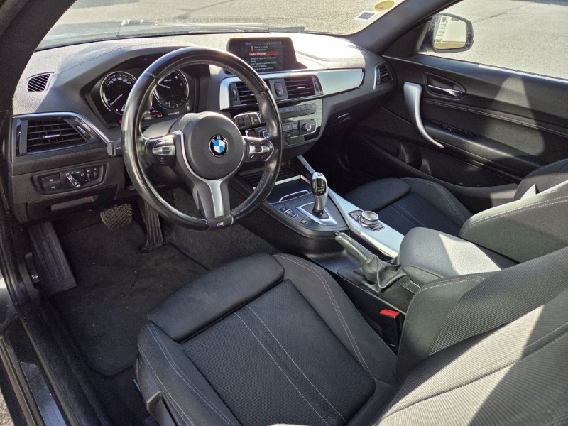 Photo 8 de l'offre de BMW Série 1 (2) 116d Auto SPORT à 17990€ chez Carlyss automobiles Vitré