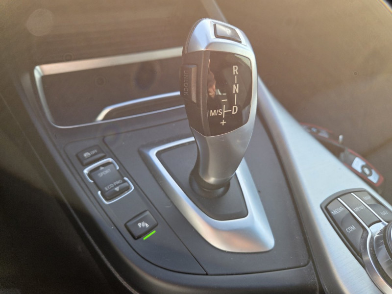 Photo 15 de l'offre de BMW Série 1 (2) 116d Auto SPORT à 17990€ chez Carlyss automobiles Vitré