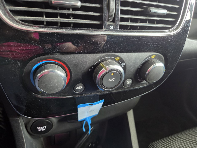 Photo 11 de l'offre de Renault Clio Estate (4) Business dCi 90 à 11290€ chez Carlyss automobiles Vitré