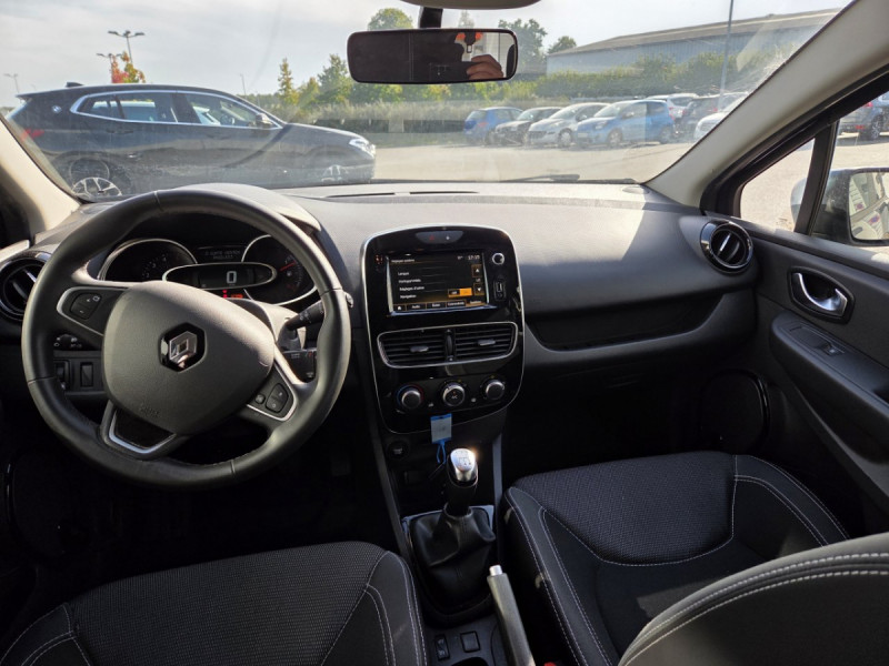 Photo 6 de l'offre de Renault Clio Estate (4) Business dCi 90 à 11290€ chez Carlyss automobiles Vitré