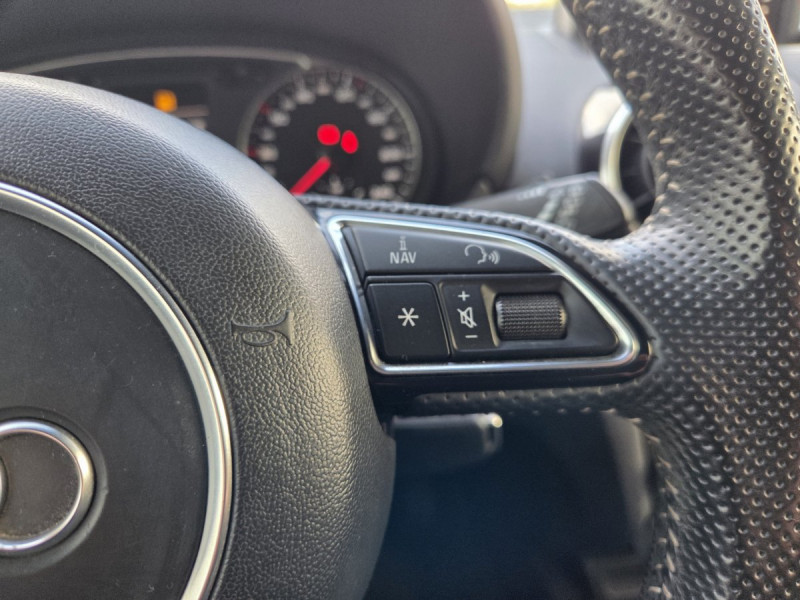 Photo 17 de l'offre de AUDI A1 Sportback 1.6 TDI 105 S LINE à 14990€ chez Carlyss automobiles Vitré