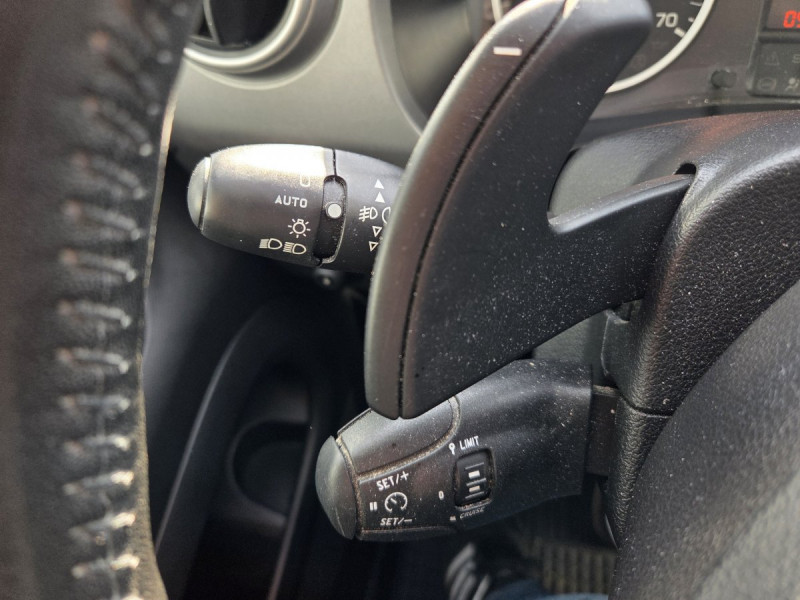 Photo 10 de l'offre de Citroën Berlingo Multispace (2) BlueHDi 100 S&S ETG6 Feel à 15990€ chez Carlyss automobiles Vitré