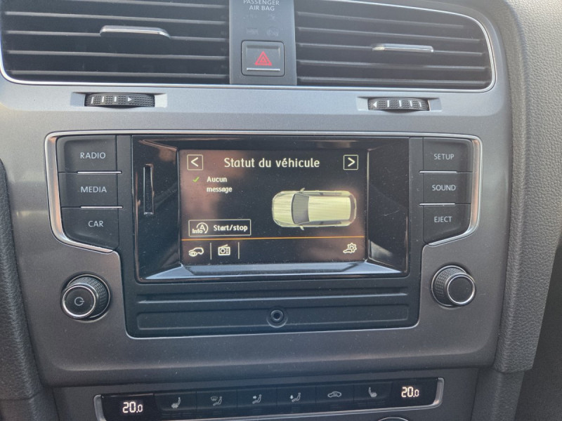 Photo 12 de l'offre de VOLKSWAGEN Golf (7) 1.6 TDI 105 BVM5 Trendline à 11990€ chez Carlyss automobiles Vitré