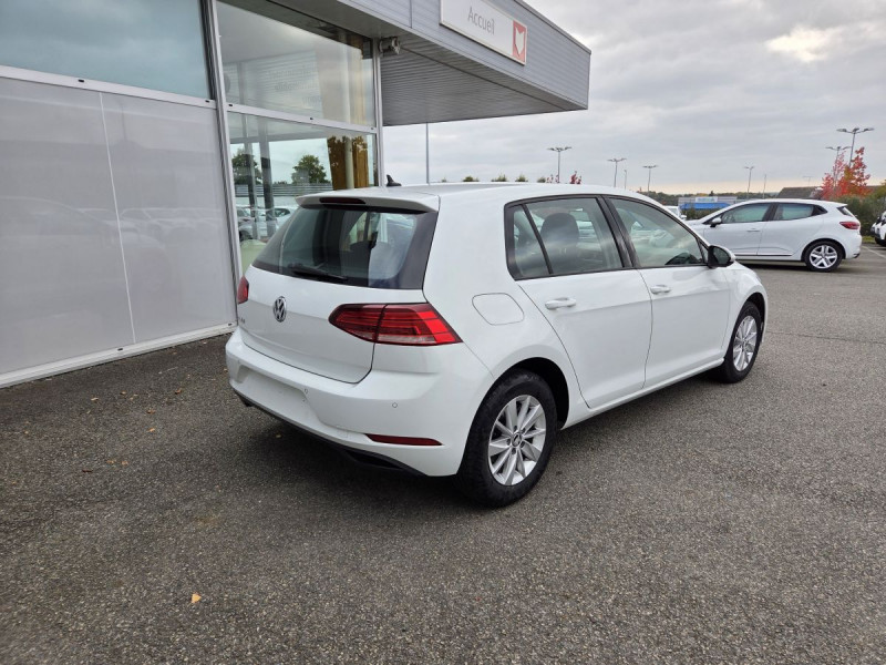 Photo 2 de l'offre de VOLKSWAGEN Golf (7) 1.6 TDI 115 BVM5 Trendline à 17990€ chez Carlyss automobiles Vitré